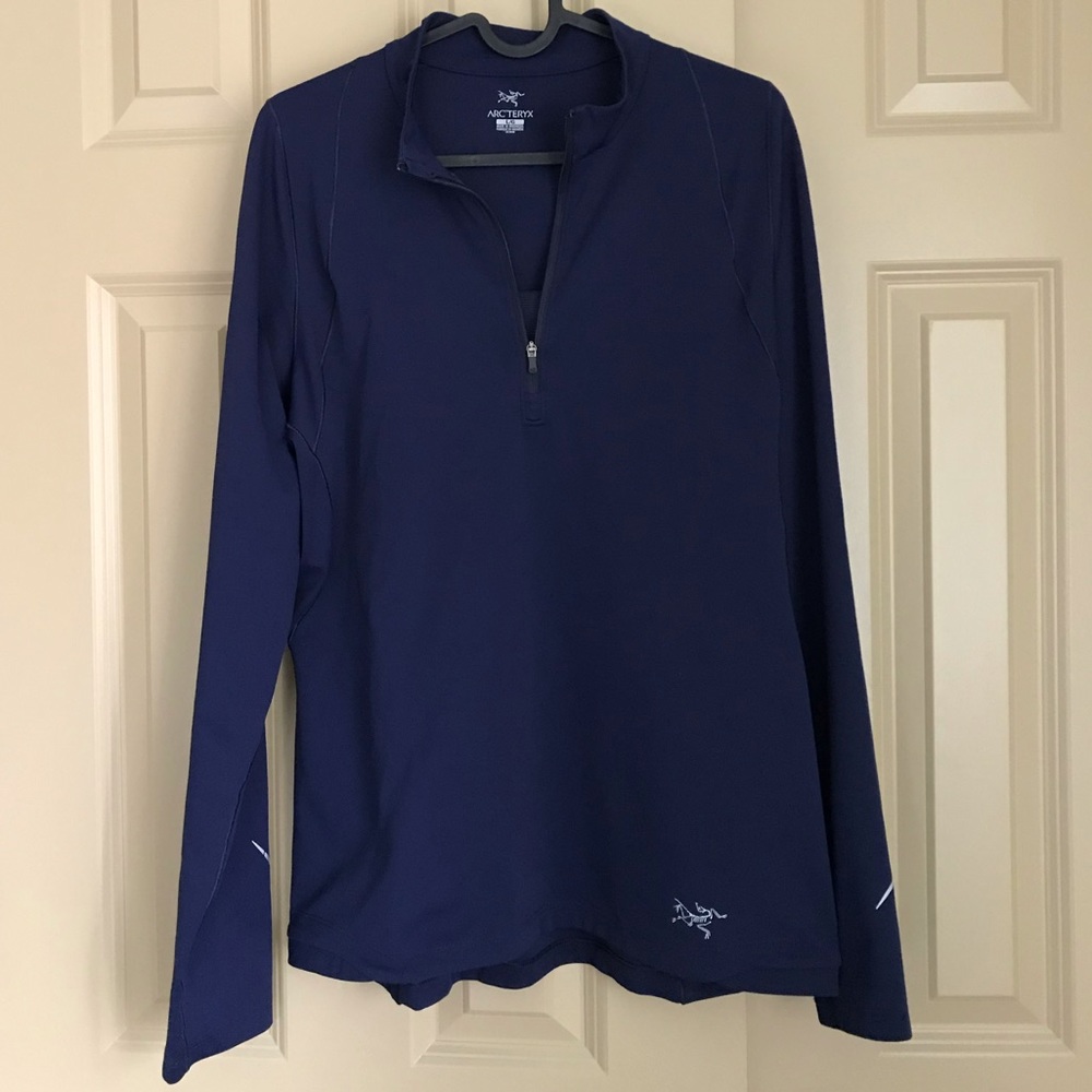 Arcteryx Women’s lightweight zip neck base layer
